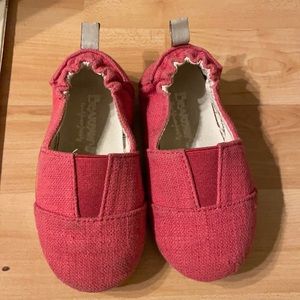 Bearpaw | Red Toms size 6